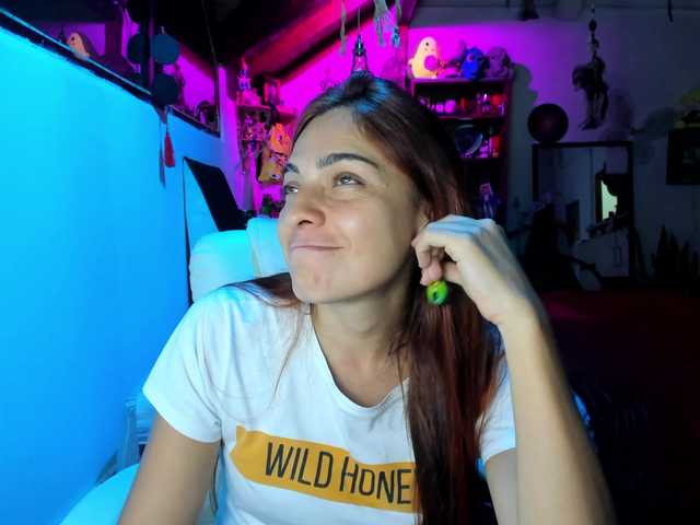 SmilingSalor's BongaCams show and profile