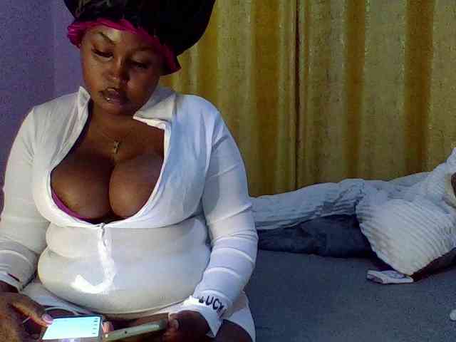 Curvysexy webcam