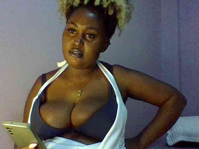 Curvysexy webcam