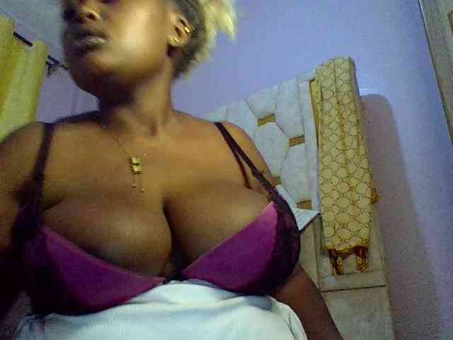 Curvysexy webcam