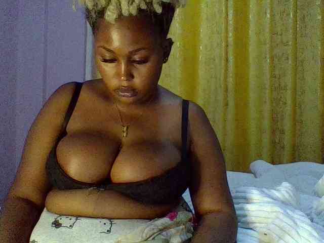 Curvysexy webcam