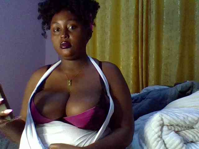 Curvysexy webcam
