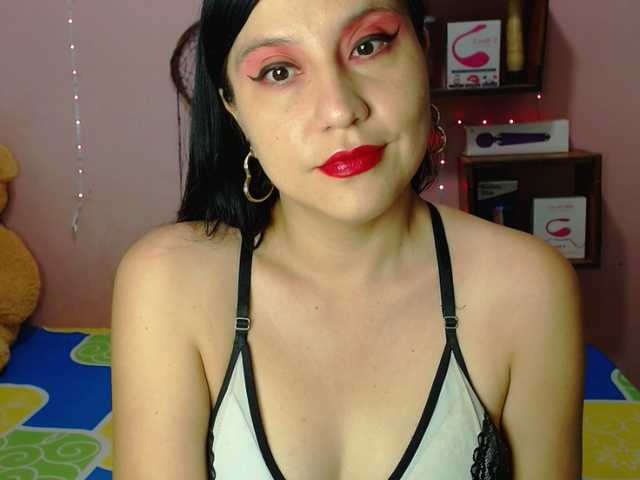 sexy-annie live cam profile