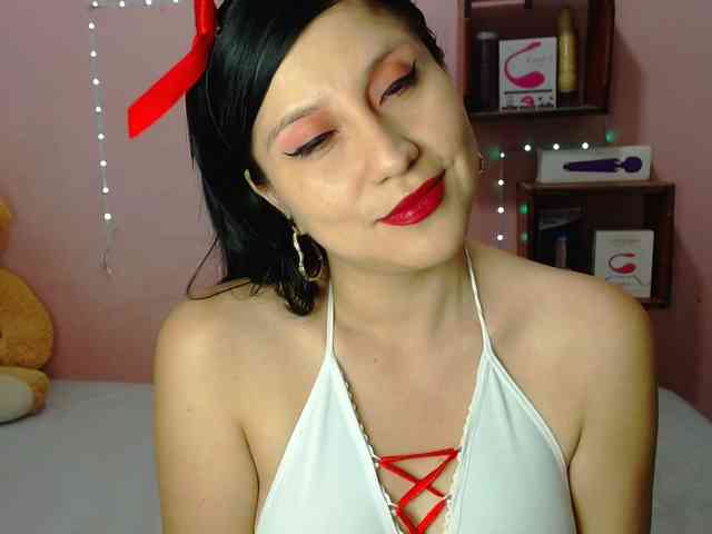 sexy-annie sexy-annie