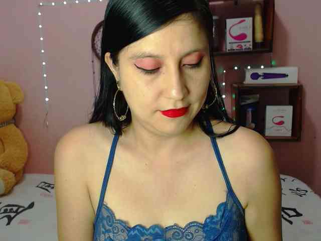 sexy-annie Live Webcam on BongaCams