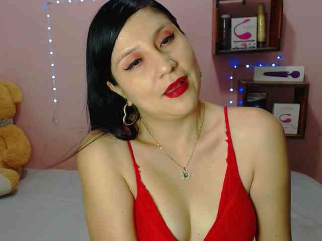 sexy-annie sexy-annie