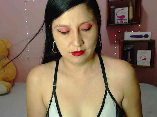 sexy-annie sexy-annie