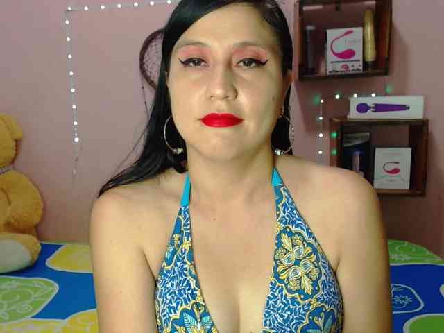 sexy-annie sexy-annie