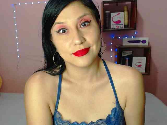 sexy-annie sexy-annie