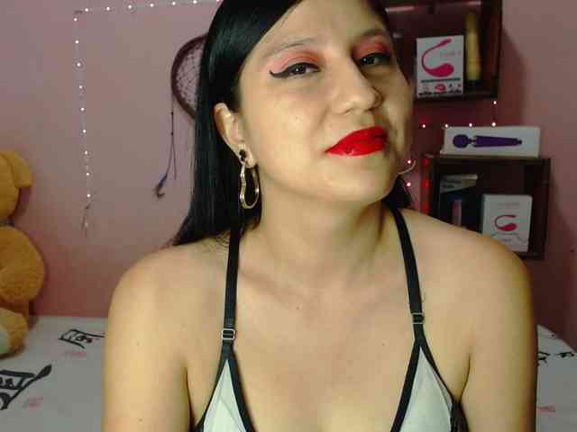 sexy-annie sexy-annie