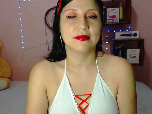 sexy-annie sexy-annie