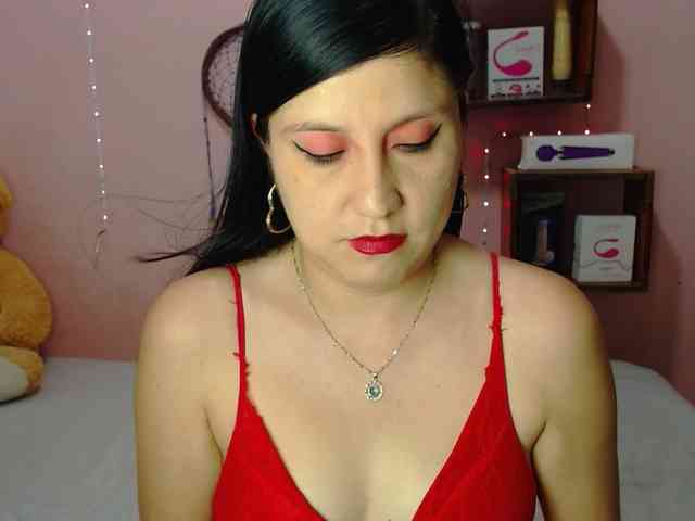 sexy-annie sexy-annie