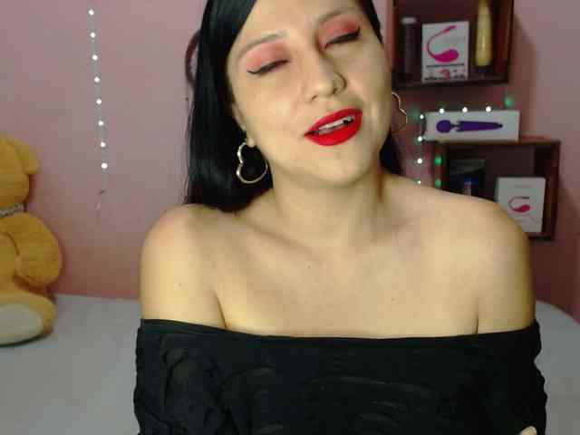 sexy-annie sexy-annie