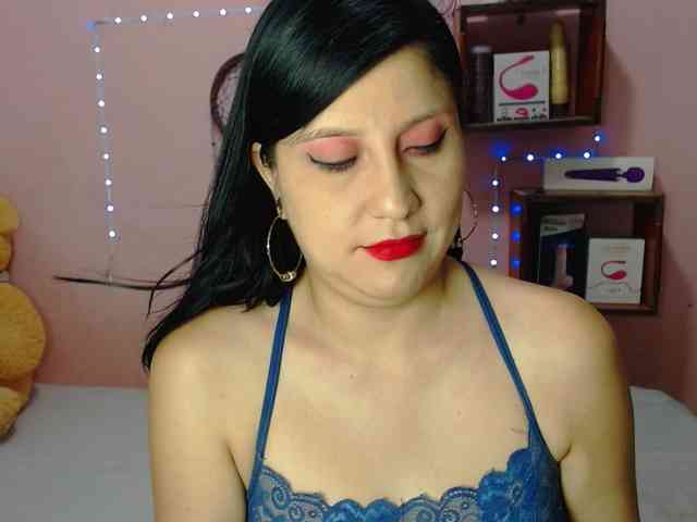 sexy-annie sexy-annie