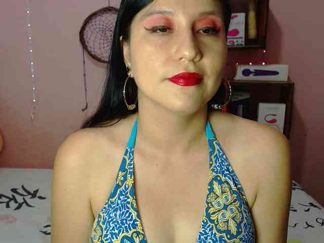 sexy-annie Live Webcam on BongaCams