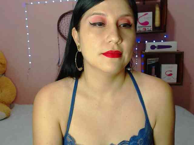 sexy-annie sexy-annie