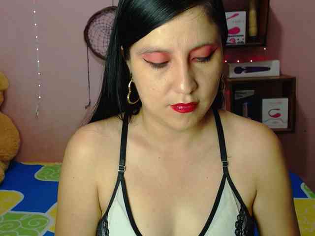 sexy-annie sexy-annie