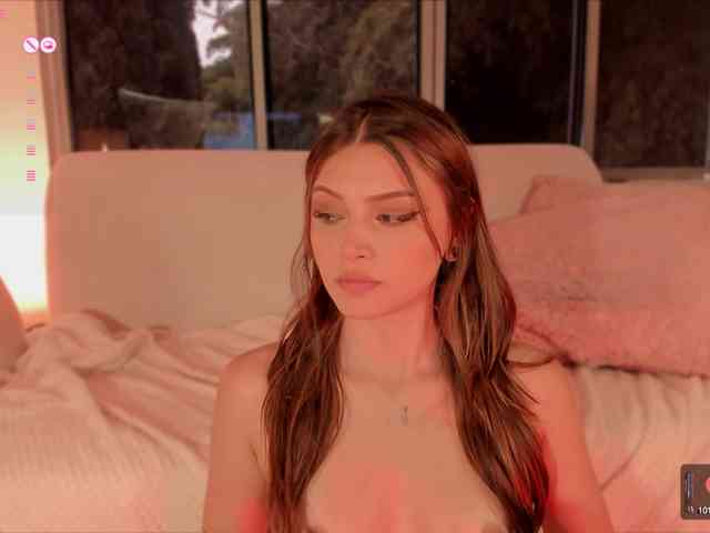 Gisellee-Roy webcam