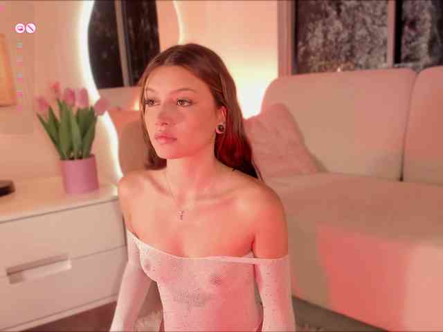 Gisellee-Roy webcam