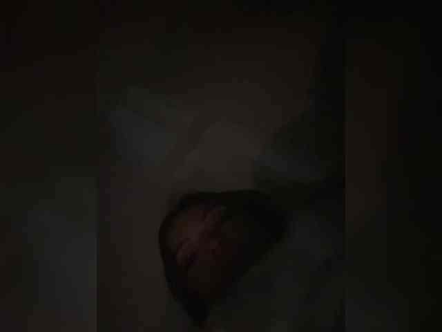 Gisellee-Roy webcam