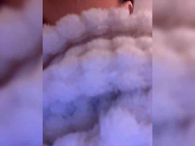Gisellee-Roy webcam