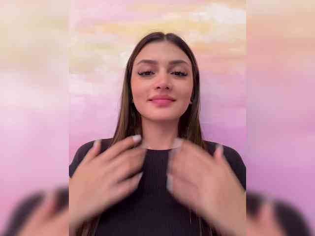 Gisellee-Roy webcam