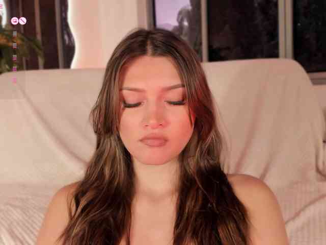 Gisellee-Roy webcam