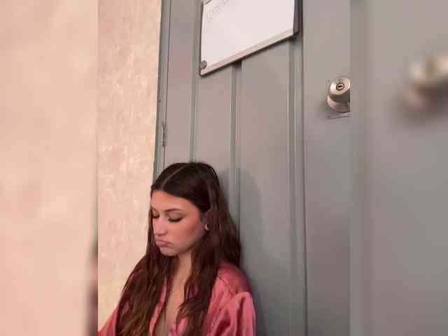 Gisellee-Roy webcam