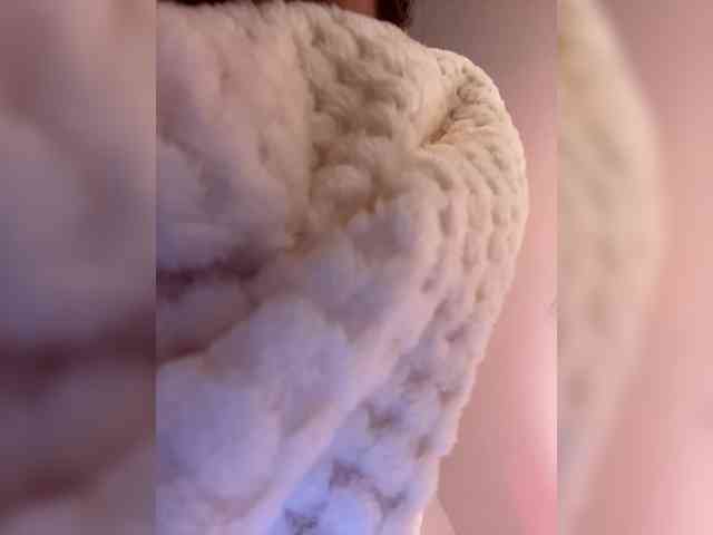 Gisellee-Roy webcam
