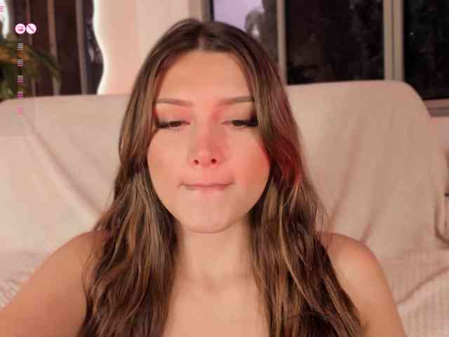 Gisellee-Roy webcam
