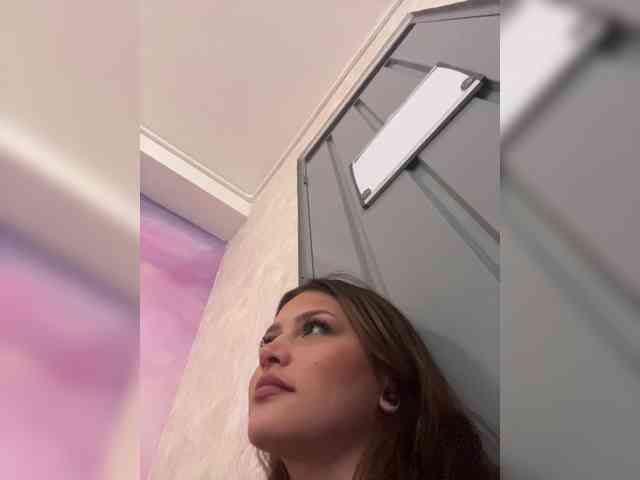 Gisellee-Roy webcam