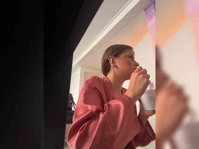 Gisellee-Roy webcam