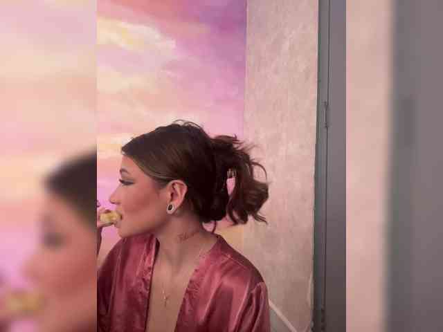 Gisellee-Roy webcam