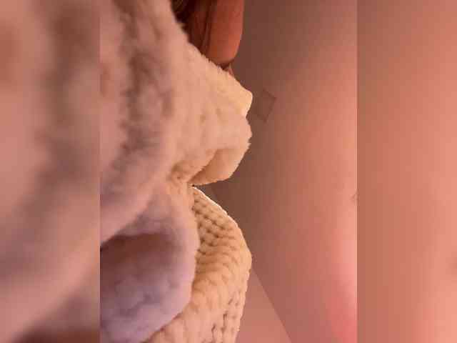 Gisellee-Roy webcam