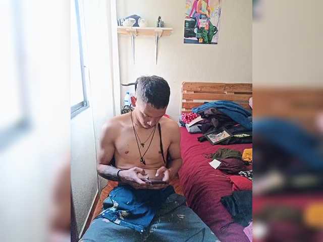 Maik94's BongaCams show and profile