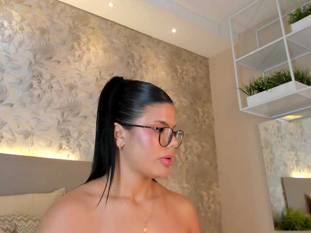 JadaKai's BongaCams show and profile