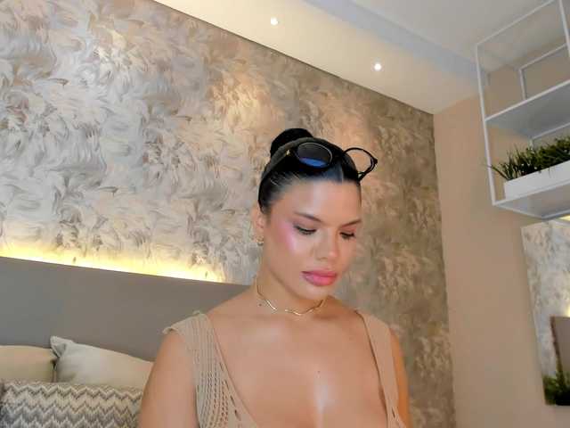 JadaKai's BongaCams show and profile