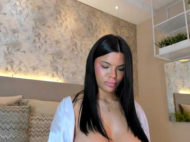 JadaKai's BongaCams show and profile