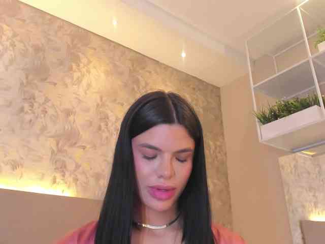 JadaKai webcam