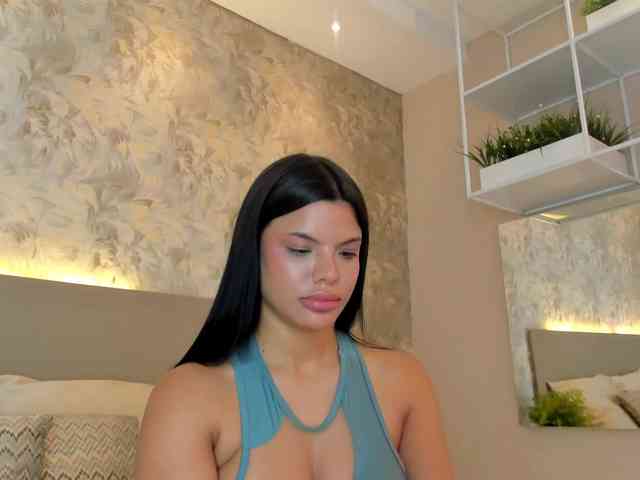 JadaKai webcam