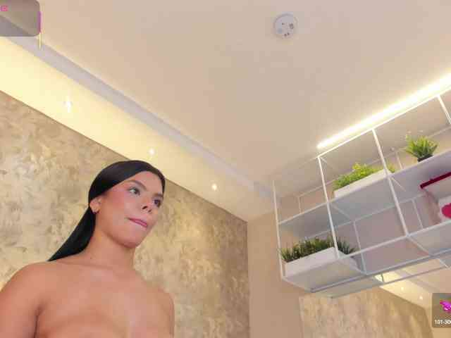JadaKai webcam