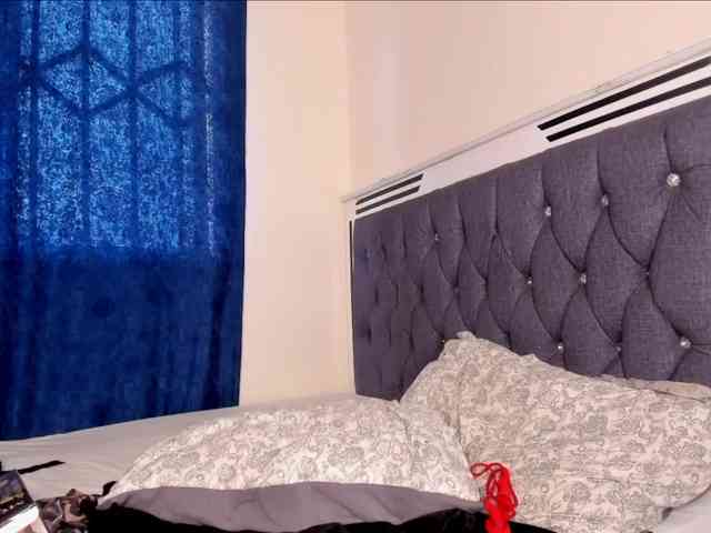 JasminQuin Live Webcam on BongaCams