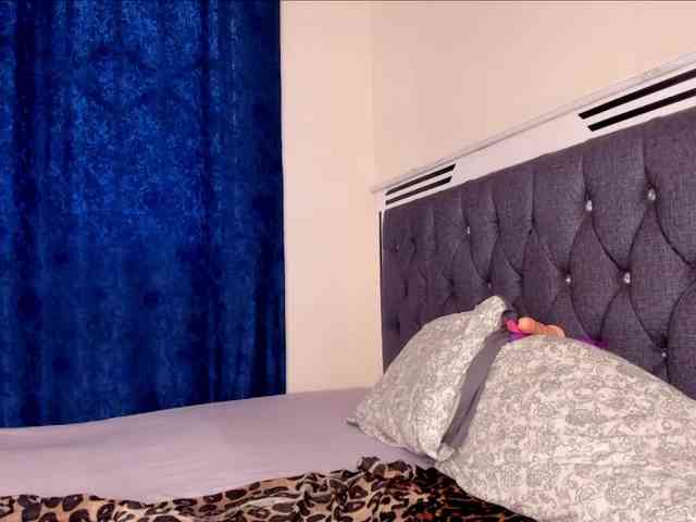 JasminQuin webcam