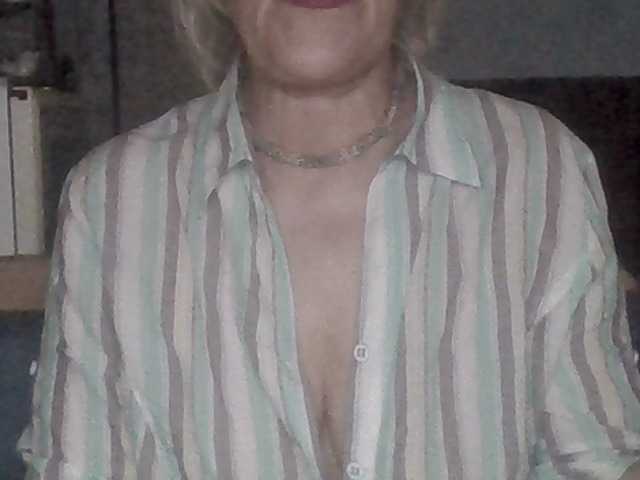 Success100 webcam bongacams model stream image