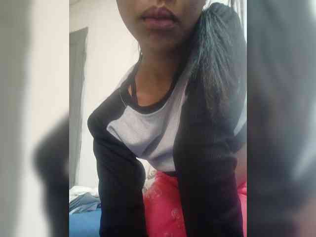 Tinah69 webcam