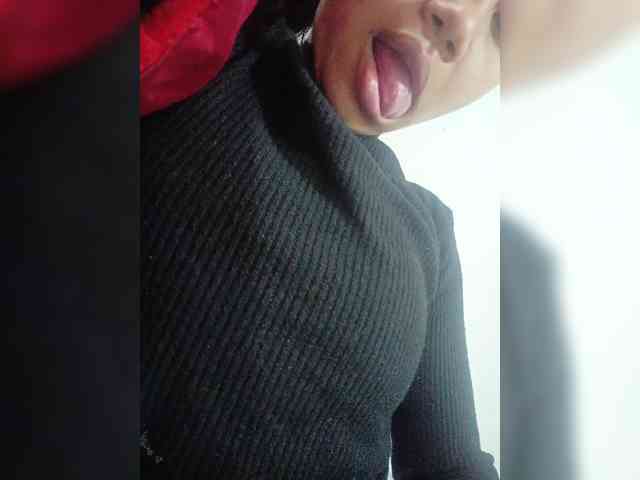 Tinah69 webcam