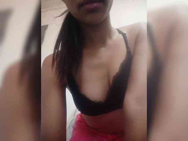 Tinah69 webcam
