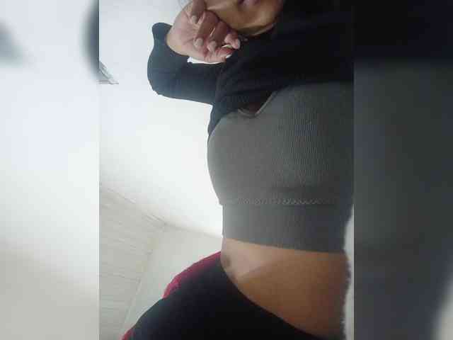 Tinah69 webcam