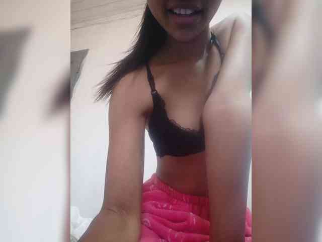 Tinah69 webcam