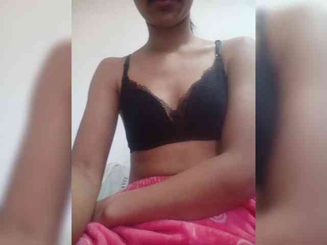 Tinah69 webcam